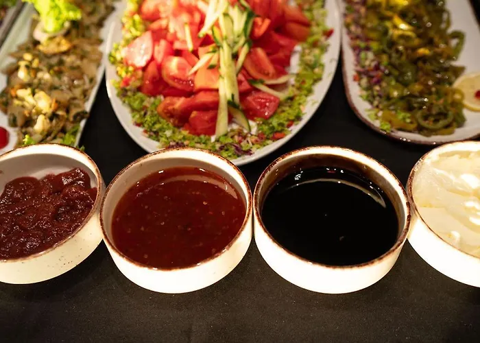 Resort Garden Palace Golem (Tirana)