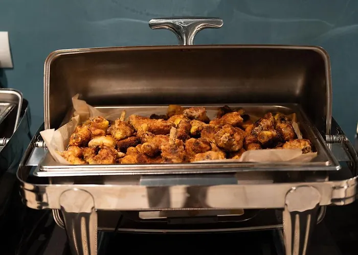 Garden Palace * Golem (Tirana)