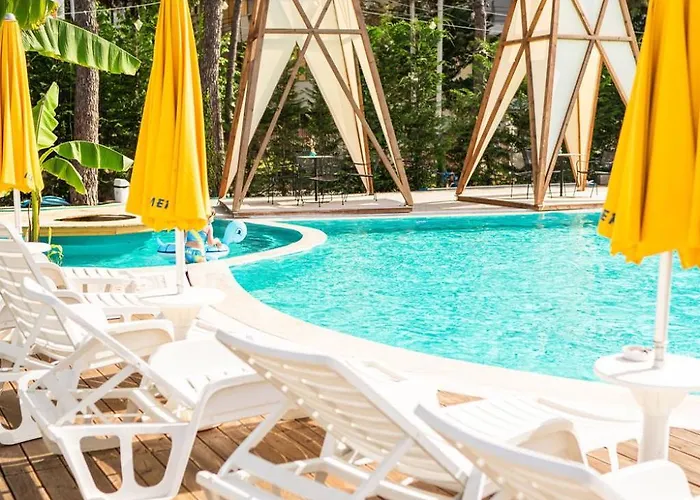 Resort Garden Palace