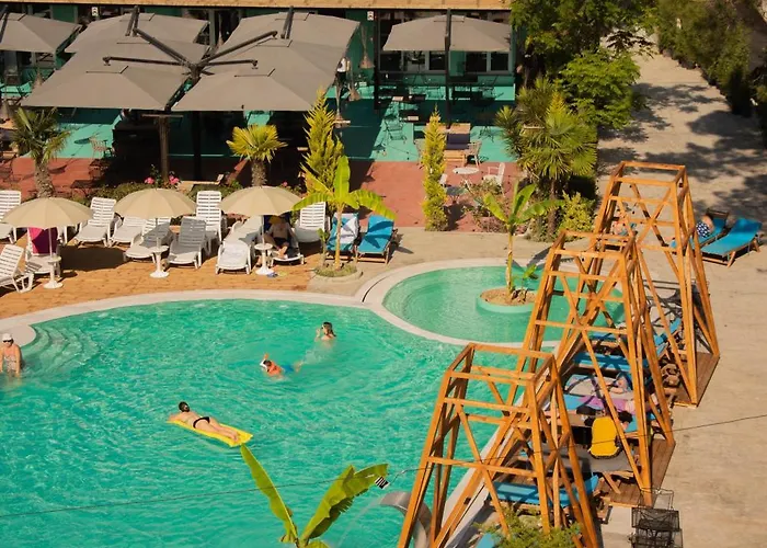 Garden Palace Resort