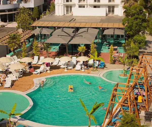 Garden Palace Θέρετρο Golem (Tirana)